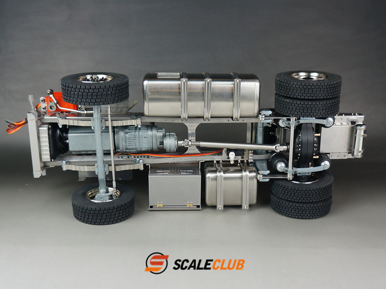 Scale-Club製 1/14 ACTROS 1851 4×2 フルメタルシャーシキット